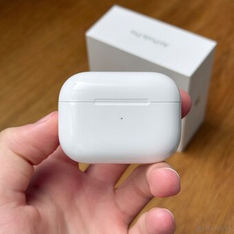 Apple AirPods Pro 2. generácie (USB-C) - 2