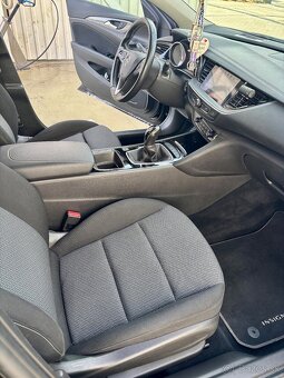 Opel Insignia - 2