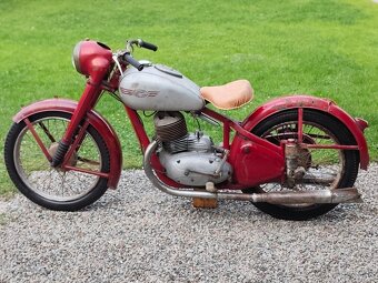 Jawa 250 perák 1948 - 2