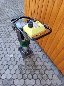 Vibračná noha,pech,žaba WACKER - 2