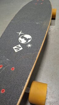 Longboard Street surfing - 2