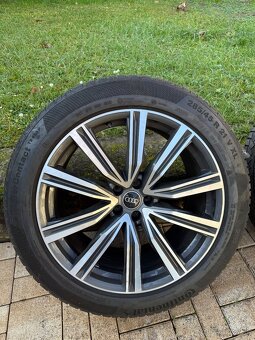 Audi Q8 ORIGINÁL zimná sada 285/45 r21 - 2