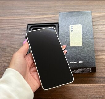 Samsung galaxy S24 128GB Yellow - 2