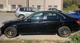 Predám Mercedes c 200 kompressor - 2