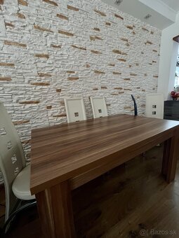 Jedálenský stôl - 2