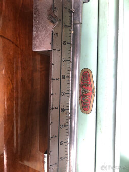 retro kuchynská váha - 2