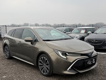 Toyota Corolla Combi 2.0 HEV Executive 1.Majiteľ ,SR, komple - 2