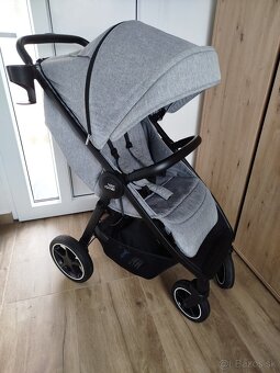 Predám športový kočík Britax römer - 2