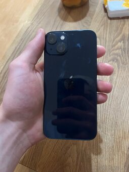 iPhone 13 - 2