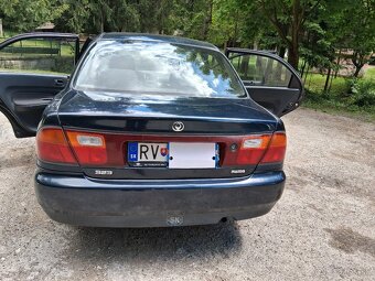 Mazda 323 - 2