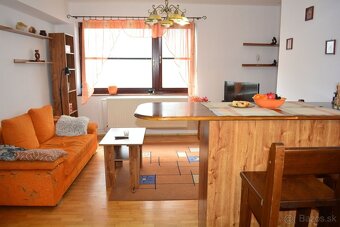 Predaj: 3izbový byt s lodžiou v centre,ul.Priekopa, Kežmarok - 2