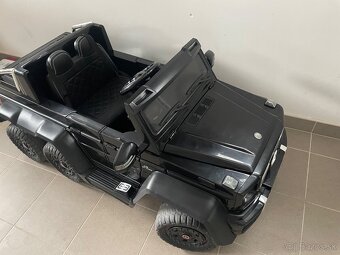 Mercedes-Benz G63 6X6, čierne - 2