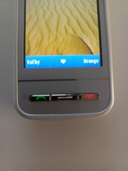 Nokia C6-00 - 2