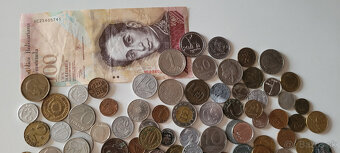 vyše 100 ks mix starších obehových mincí +bankovka Venezuela - 2