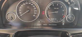 BMW X5 5.0i f15 - 2
