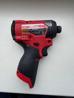 Milwaukee M12 FID2 - 2
