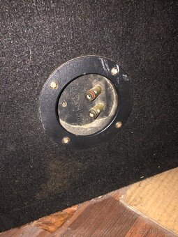 Ground Zero subwoofer - 2