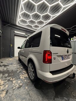 Volkswagen Caddy 2.0 TDi - 2