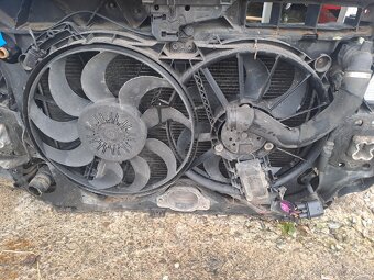 Chladičova Stena Audi A6 C6 V6 (Sahara) - 2