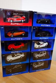 Modely 1:43 AutoArt - 2