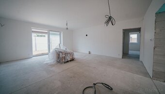 NOVOSTAVBA RD V KRÁSNEJ NA PREDAJ - 2