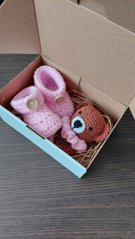 Hackovany set (hryzatko + papucky) – macko 1 - 2