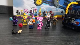 Lego Fortnite Battle Bus 77073 - 2