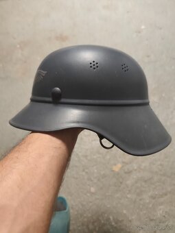 Prilba,helma - 2