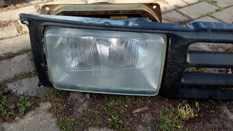 Predam predne svetla na škodu 130 - 2