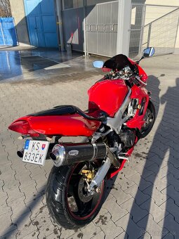 Honda VTR 1000F - 2
