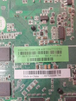 ATI Radeon 9600 Pro - 256MB - 2