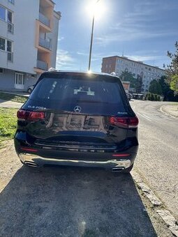 Mercedes-Benz GLB 200d 4MATIC - 2