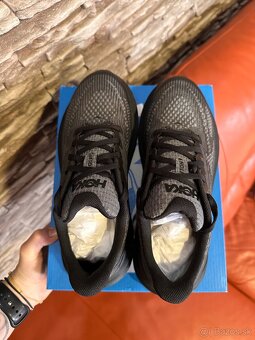 Hoka Clifton 9 - 2