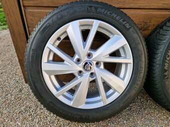 Zimná sada originál Škoda Superb 3, 5x112 R17 - 2