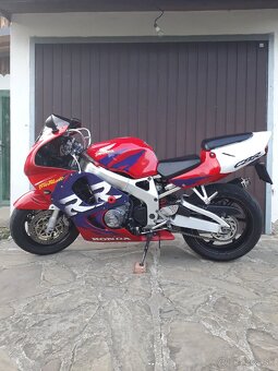 Honda cbr 900rr - 2