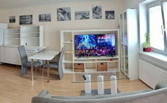 Prenájom pekný 2 izbový, Špitálska ulica, Bratislava I. Star - 2