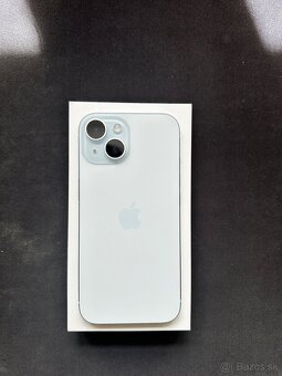 Apple iPhone 15 256GB Modrá Blue - 2