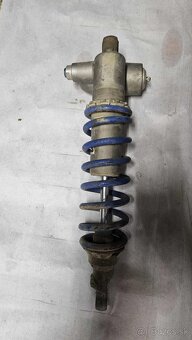 yamaha yz450f 2010 - 2013 zadny tlmič - 2