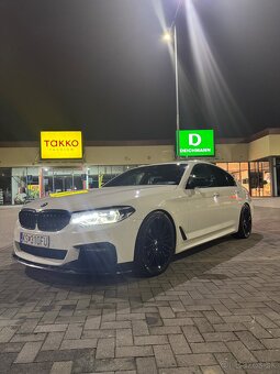 BMW 530xD G30 TOP STAV TOP VÝBAVA - 2