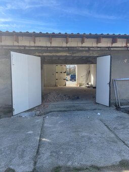 Dvojkrídlova brána - 2