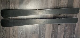 Predám detské lyže s viazaním - 2