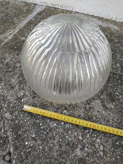 Guľové tienidlo - 2