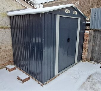 Plechový záhradný domček - 2