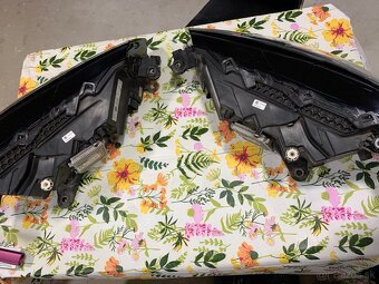 Predam svetla Škoda Superb 3 - 2