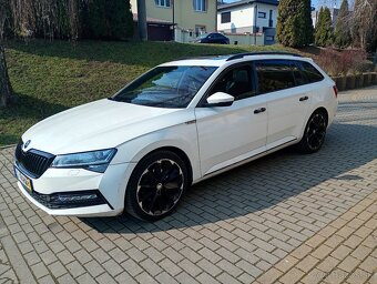 Predám Škoda Superb 3 combi ročník 2022 DSG - 2