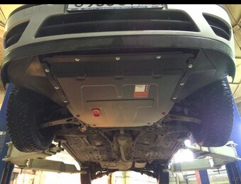 Plech pod motor Ford Focus - 2