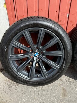 Original kolesa BMW 5 G30 245/45R18 elektróny 8Jx18 ET30 - 2