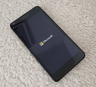 Nokia Lumia 640 LTE - 2