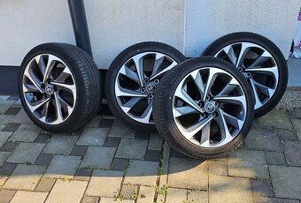Predam Alu disky s pneumatikamy na Toyotu Corollu - 2