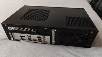 Predam mini ITX PC - bez HDD - 2
